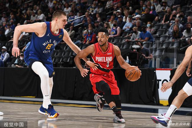 与伊涅斯塔 与伊涅斯塔