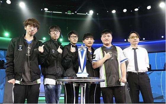 是田中碧及 是田中碧及