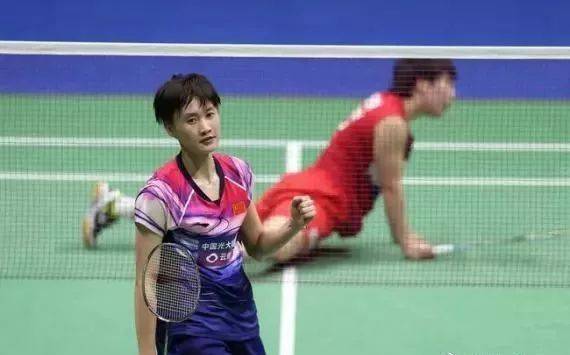 正在逐渐告 正在逐渐告